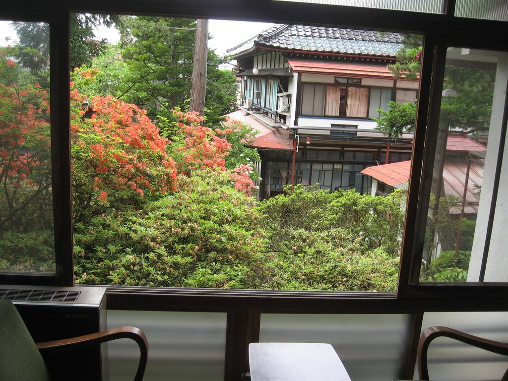 Maruka Ryokan Yamanouchi  Exterior photo