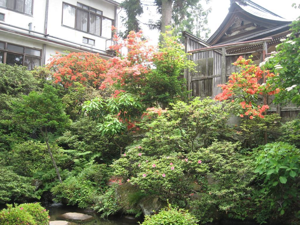 Maruka Ryokan Yamanouchi  Exterior photo