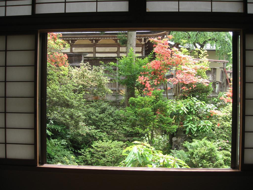 Maruka Ryokan Yamanouchi  Exterior photo